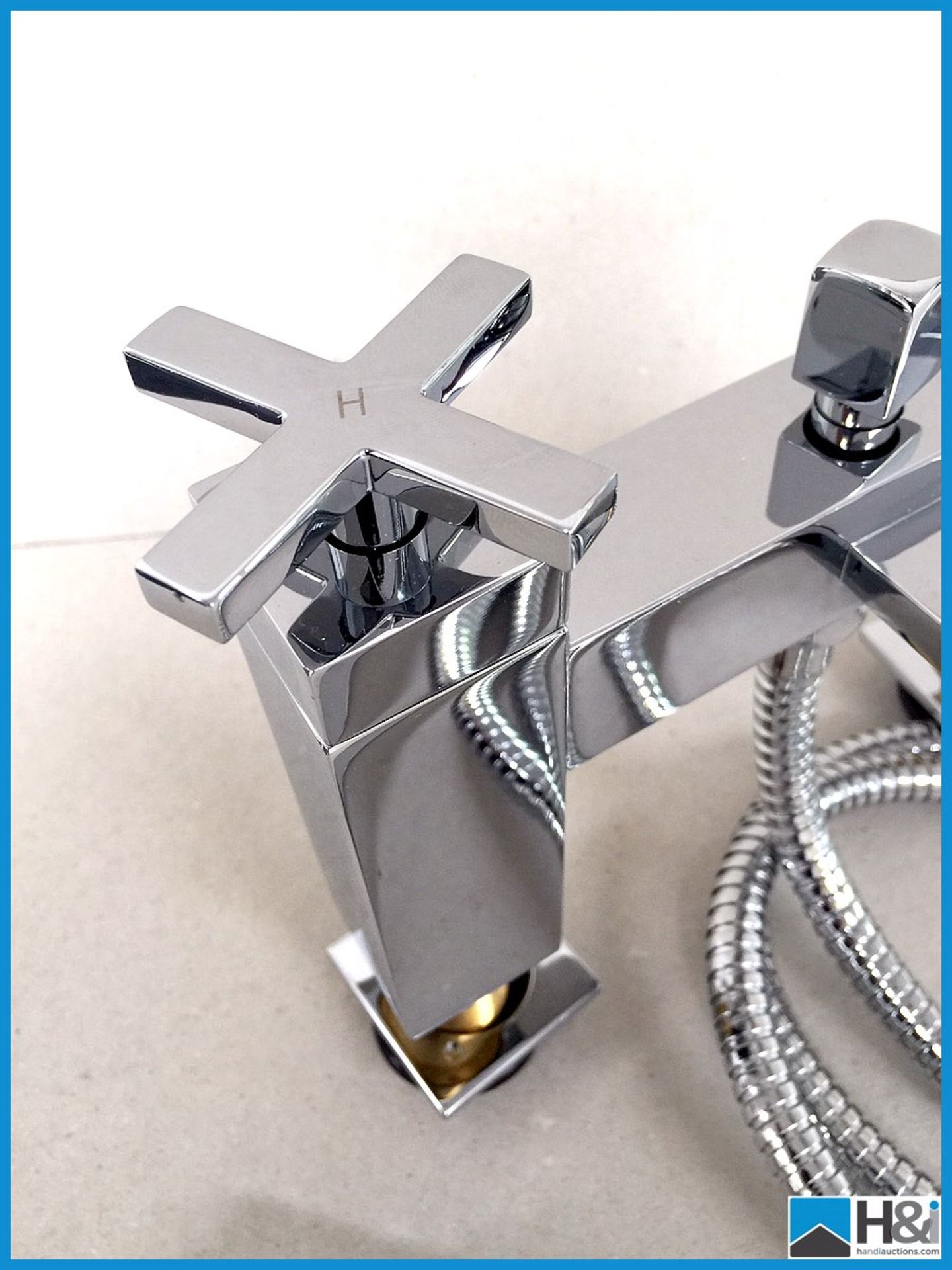 A beautiful Phoenix bath shower mixer tap set brand new in box polished chrome with contemporary - Image 3 of 5