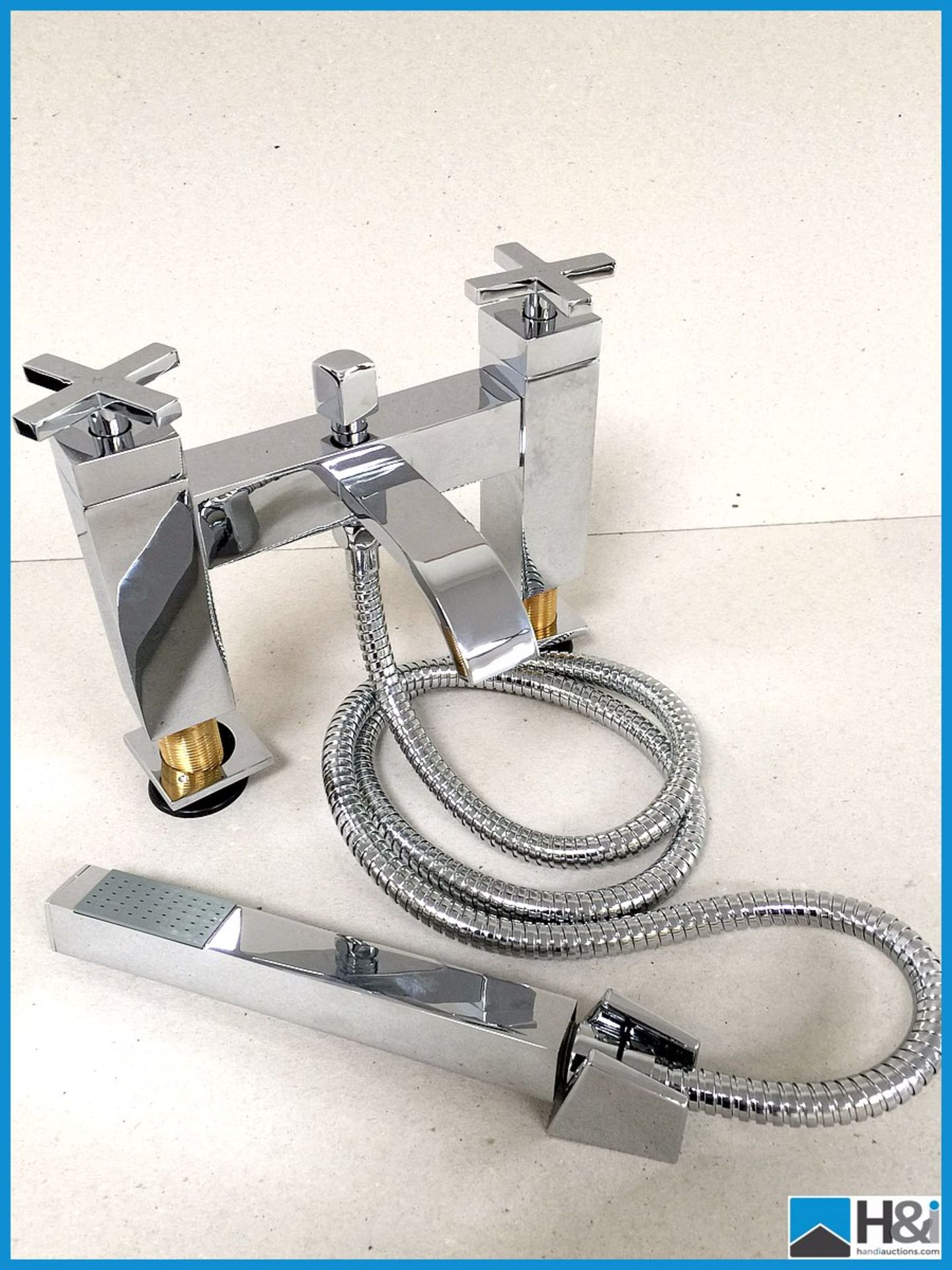 A beautiful Phoenix bath shower mixer tap set brand new in box polished chrome with contemporary