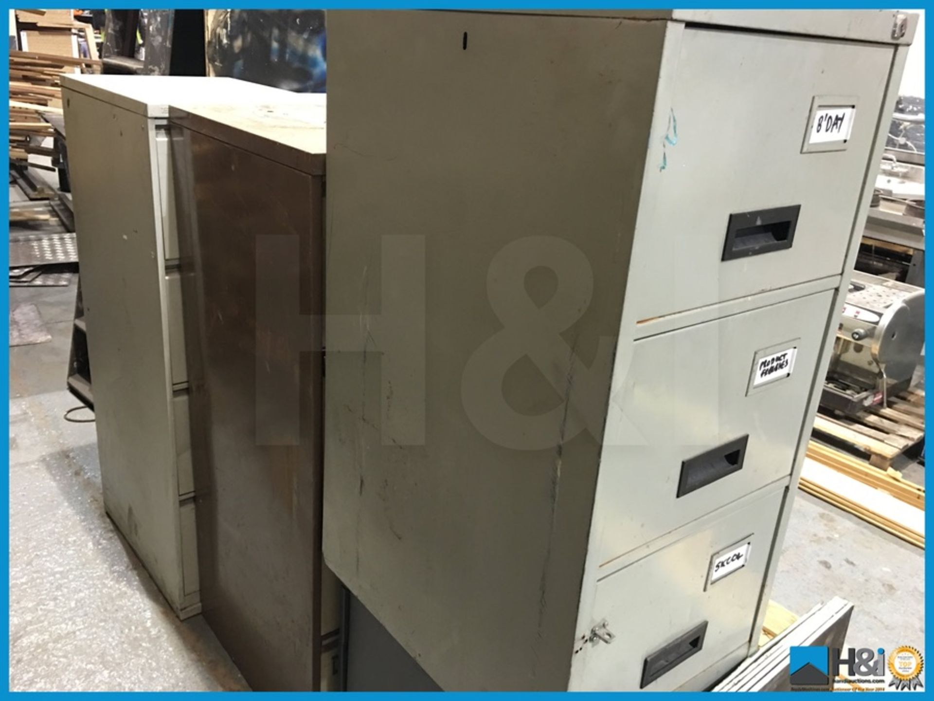 5 off metal filling cabinets plus large wheeled server cabinet Appraisal: Viewing Essential Serial - Image 3 of 3