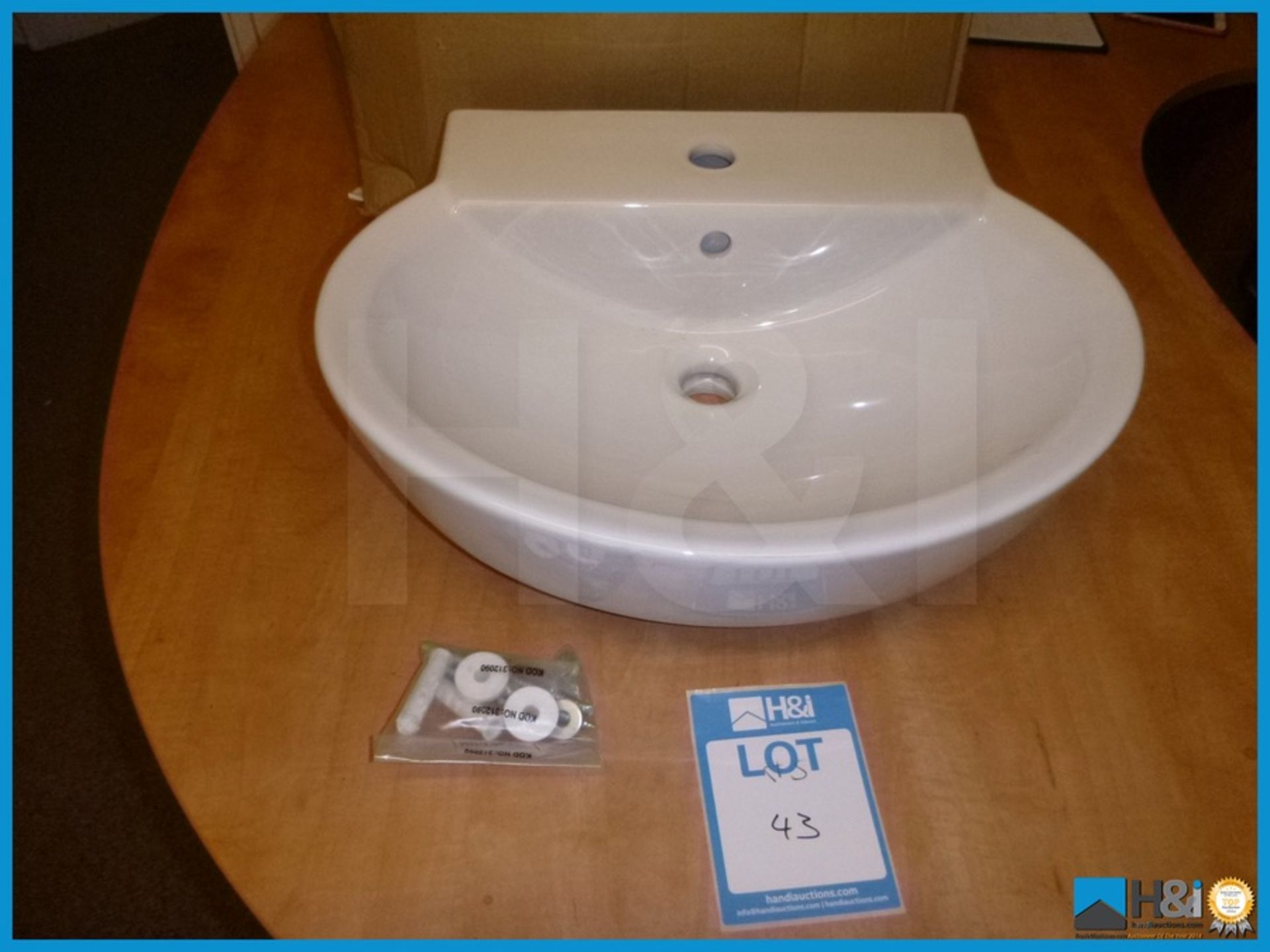 IFLO KAMIRA MODERN WASHBASIN, UNUSED AND BOXED Appraisal: Viewing Essential Serial No: NA