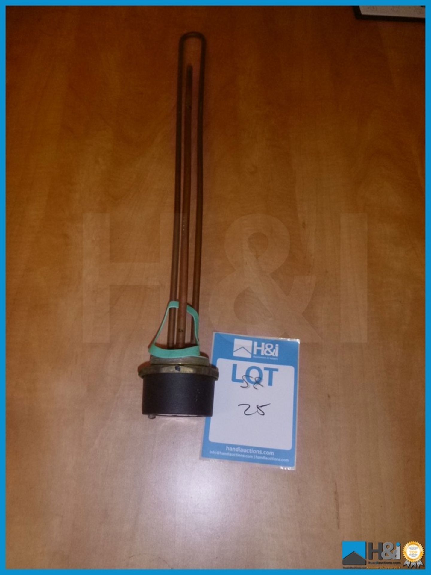 TESLA IMMERSION HEATER, 3KW, 600MM, NOT CHECKED Appraisal: Viewing Essential Serial No: NA Location: