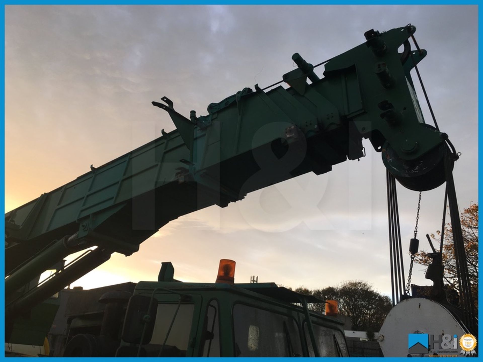 Grove 1985 YOM, 50 tonne mobile yard crane. The crane has main engine drive gearbox issues and - Image 11 of 16