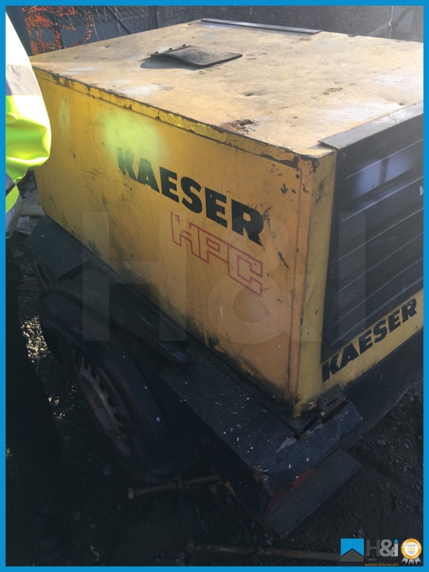 Kasser HPC M20 diesel compressor with trailer hitch. Needs attention (not currently running) - Image 4 of 8