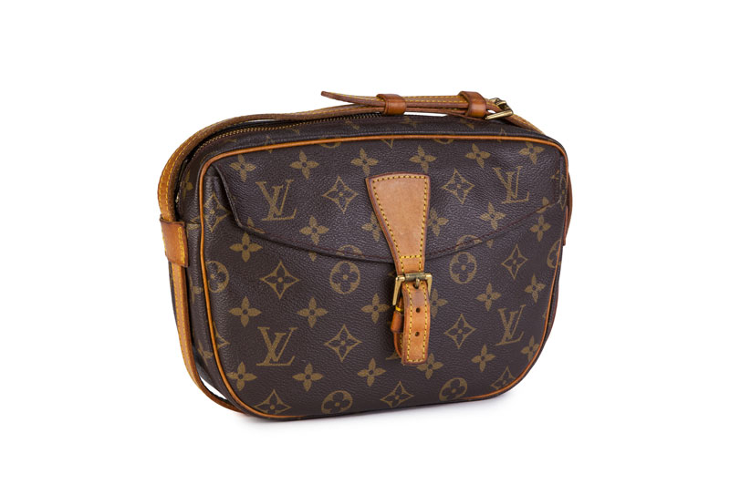 Louis Vuitton, sac Jeune Fille en toile enduite monogrammée, bandoulière en cuir naturel, 25x20 cm