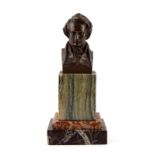 Pierre-Jean David (1788-1856), dit David d?Anger, d'après, Buste de Victor Hugo, sculpture en bronze