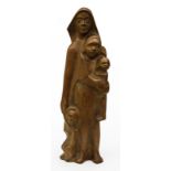 Artiste non-identifié (XXe s.), Femme et trois enfants, bois sculpté, monogrammé HKS, ht. 83,5 cm