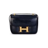 Hermès, sac Constance en cuir box bleu marine, année 1985, bouclerie dorée, vintage, ...