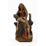 Pieta, sculpture ,en bois sculpté polychrome, XVIIIe s, travail populaire, h. 29 cm
