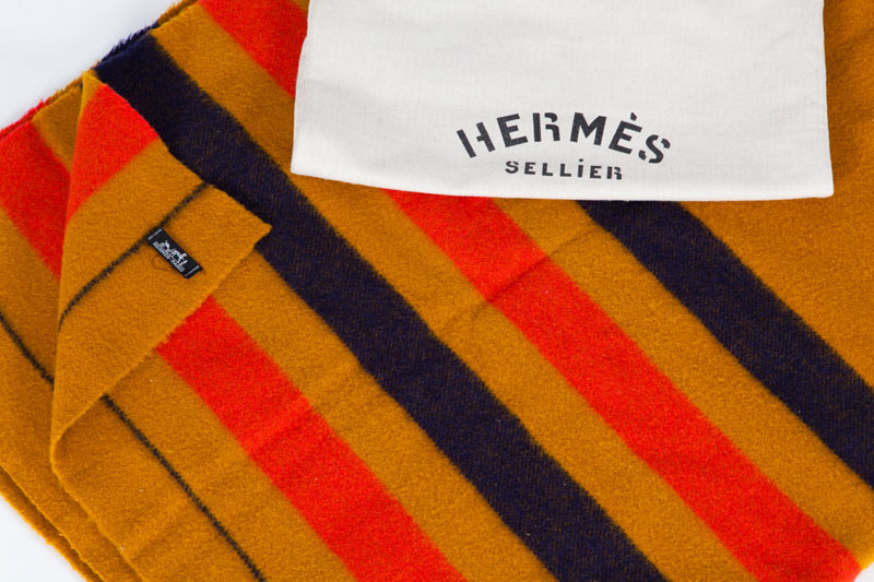 Hermès, couverture plaid en laine "Rocabar", avec housse, 180x140 cm - Image 2 of 3