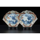 Paire de plats en forme d'éventails en porcelaine Imari, Japon, époque fin Edo, décor de paysage