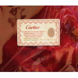Cartier, foulard en soie bordeaux brodée d'une panthère, Must de Cartier, neuf, boîte