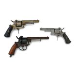 Ensemble de 3 revolvers type Lefaucheux ...