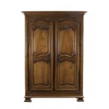 Armoire, XVIIIe s., en noyer, ouvrant ...