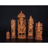 Collection de 5 divinités en bois ...