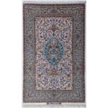 Tapis Ispahan en laine et soie ...