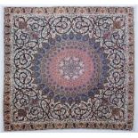 Tapis Tabriz en laine et soie, ...