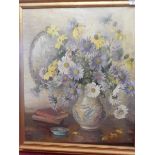 Oils on canvas - Still life of a vase of flowers, gilt framed