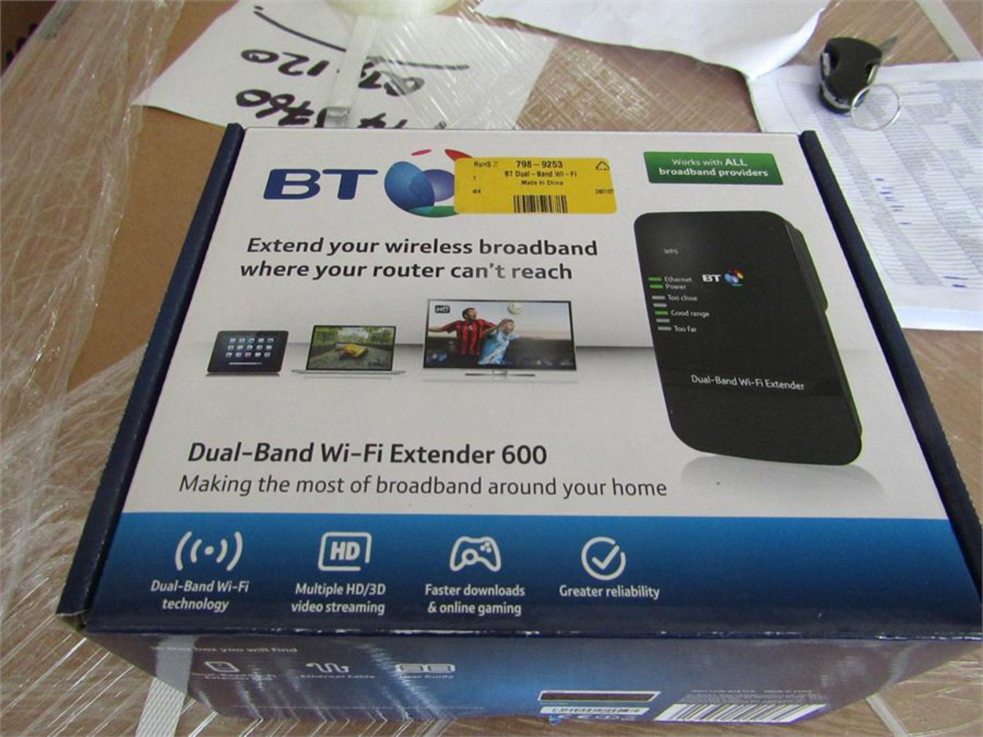 BT Dual Band WiFi Extender Kit 600 300Mbit/s, RJ45 - Image 2 of 2