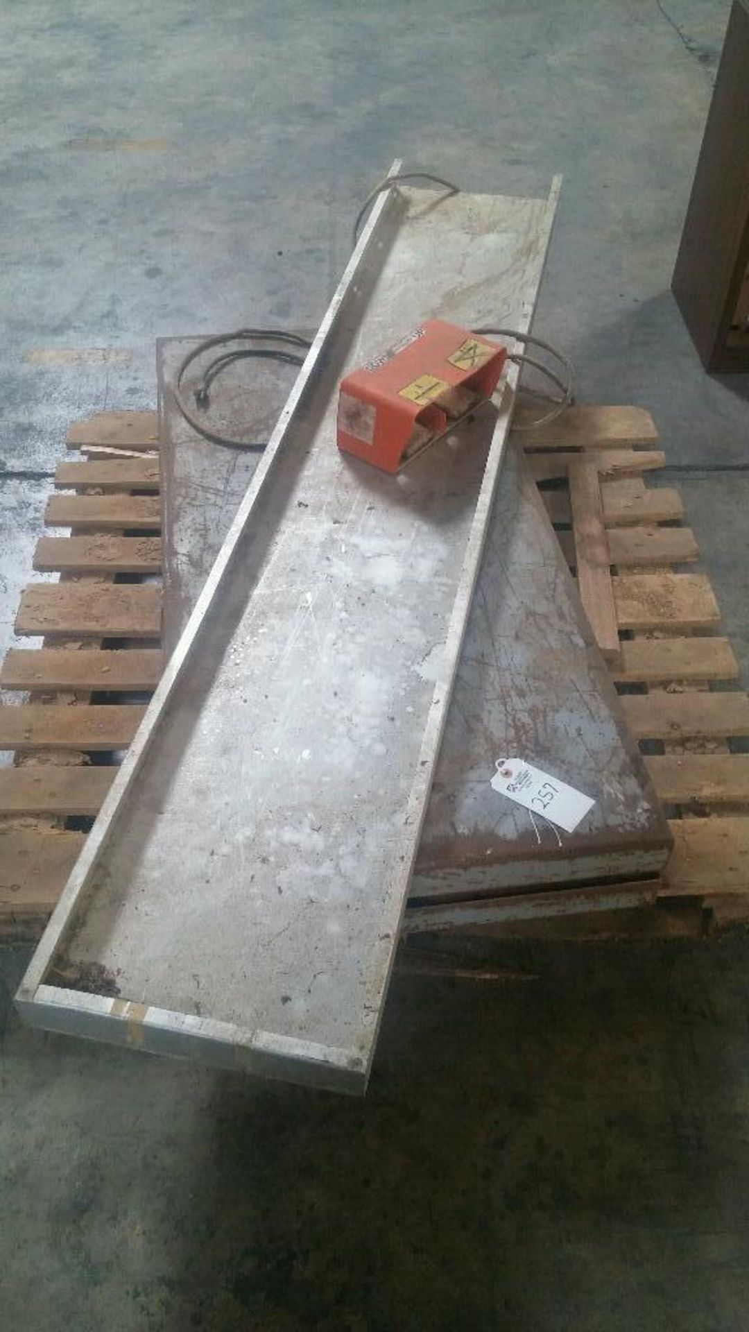 Electric Lift Table