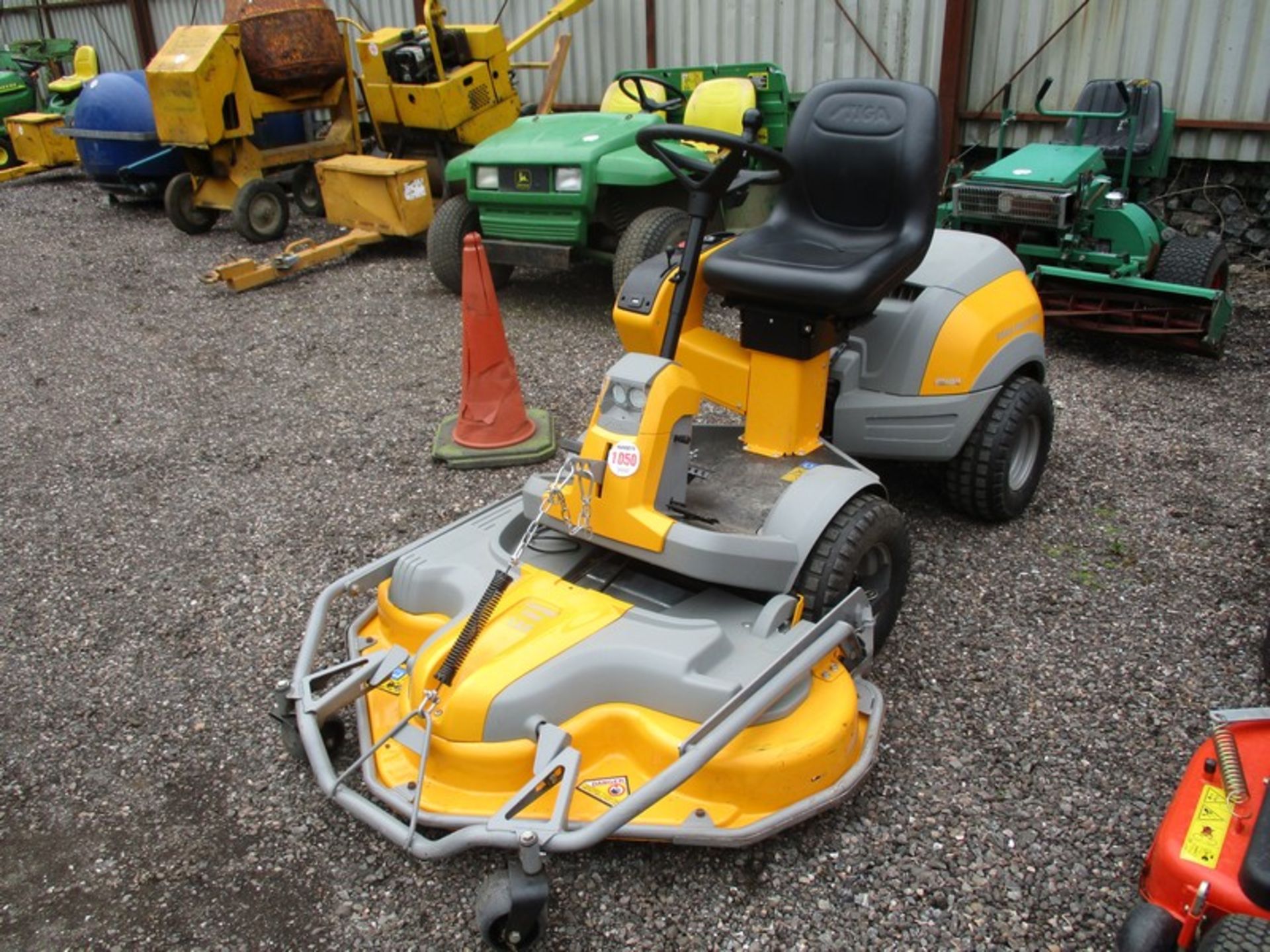 STIGA PARK PRO 184WD MOWER 182 HRS