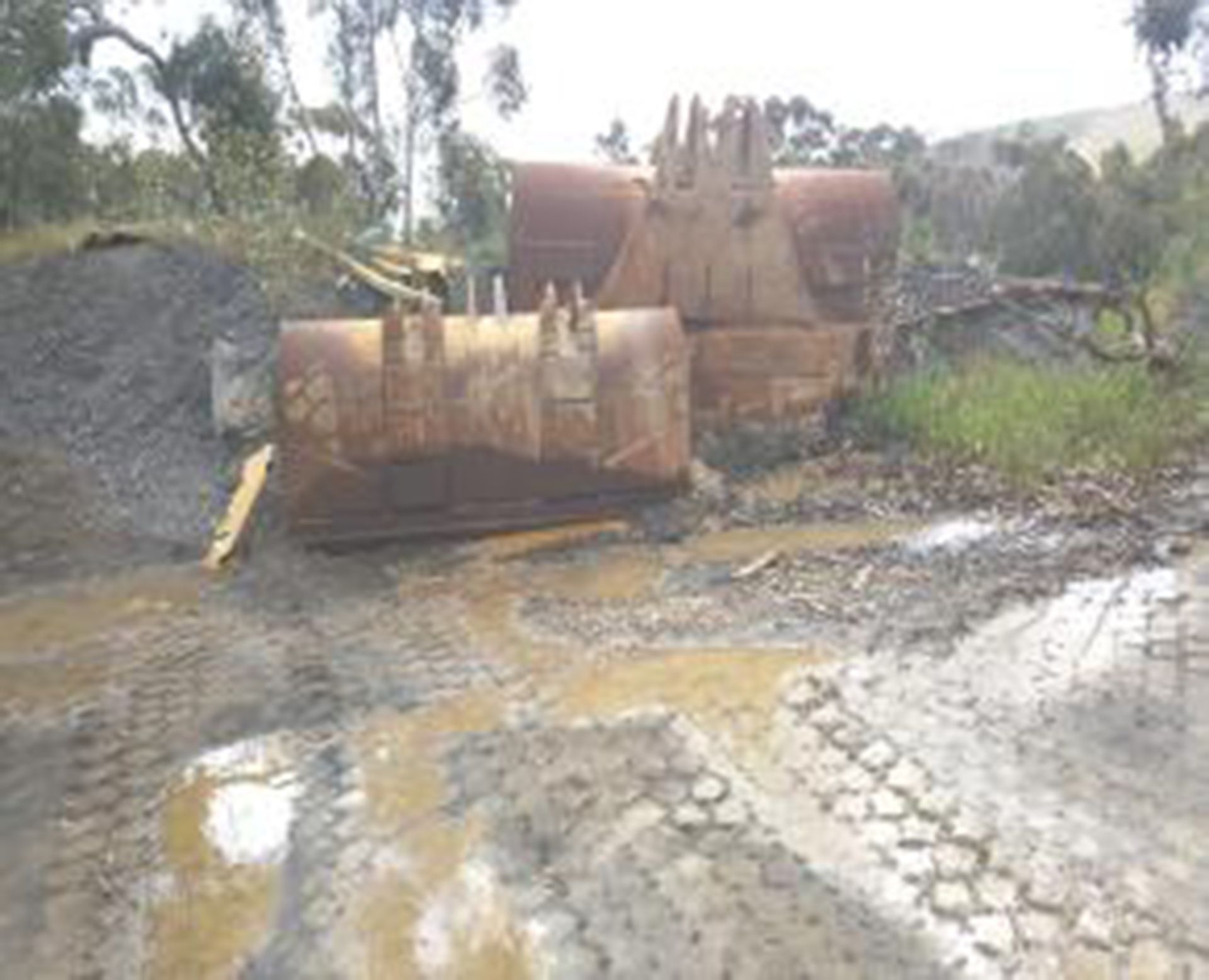 1 x 3 CUBE BUCKET FOR KOMATSU - TYGERBERG QUARRY, DURBANVILLE