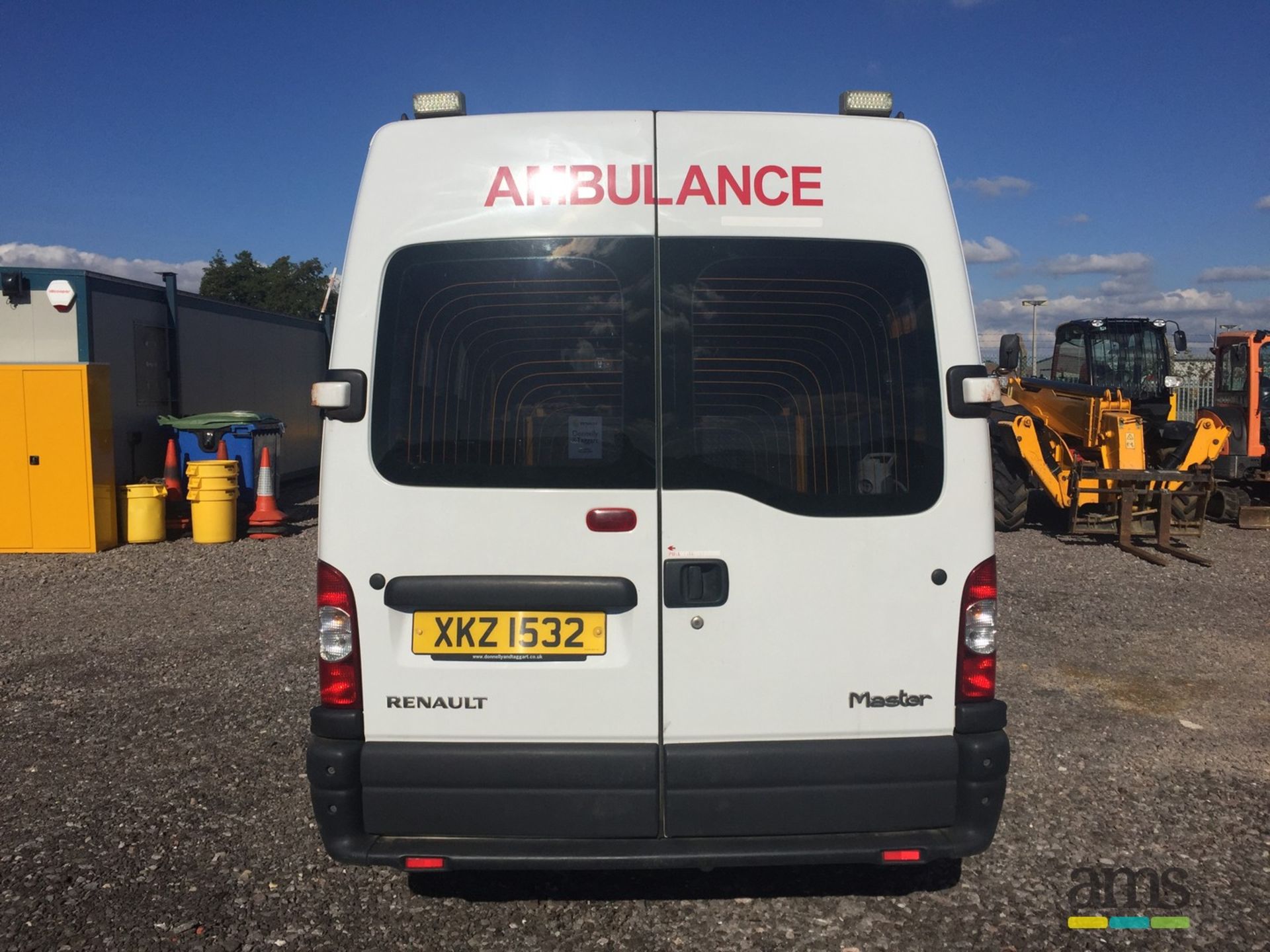 2009, Renault Master LM35 DCI LWB Ambulance Reg no. XKZ 1532, RM 145,531 approx, No Mot, No V5 - Image 7 of 17