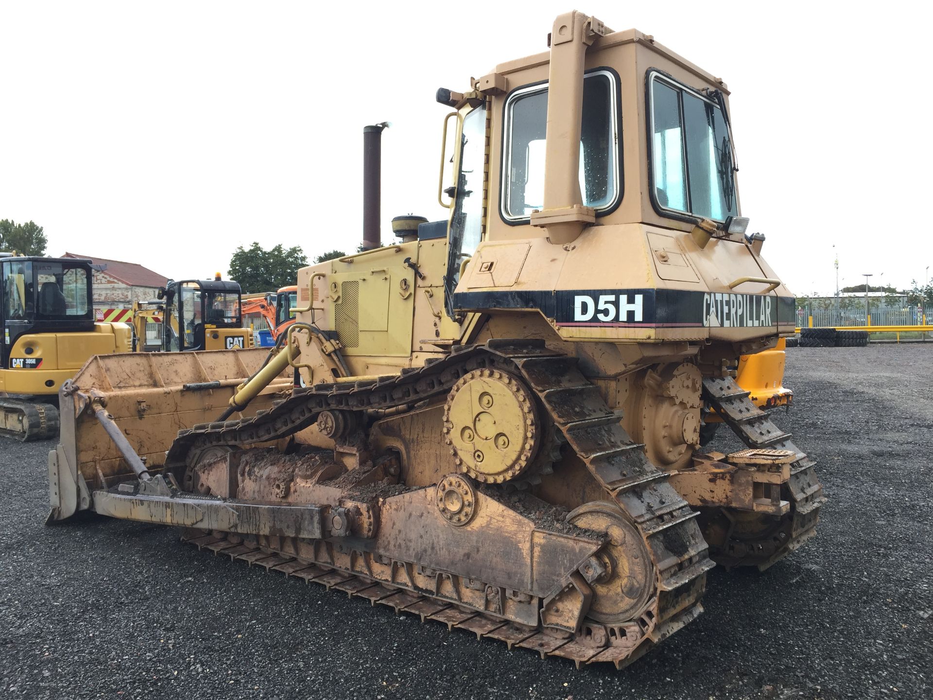 Caterpillar D5H Bulldozer Serial no. 8RCO1488 c/w Straight tilt Blade, long Carriage - Image 6 of 19