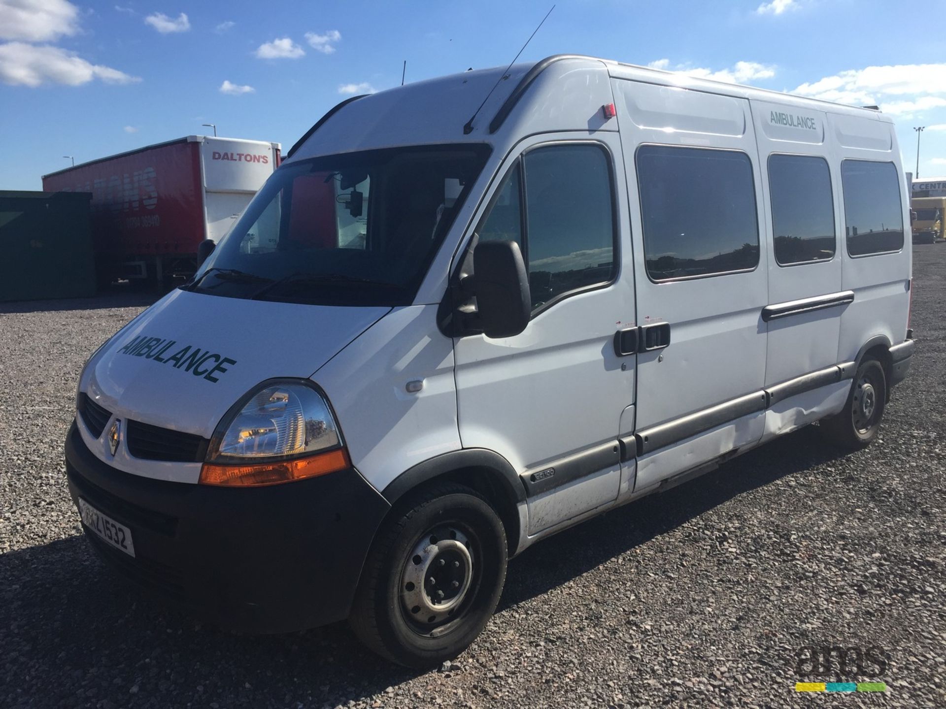 2009, Renault Master LM35 DCI LWB Ambulance Reg no. XKZ 1532, RM 145,531 approx, No Mot, No V5 - Image 3 of 17