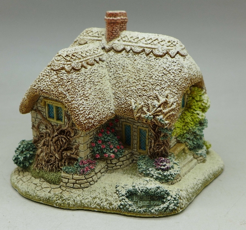 Nine Lilliput Lane cottages - Image 2 of 2