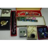 Vintage jewellery, hat pins, etc.