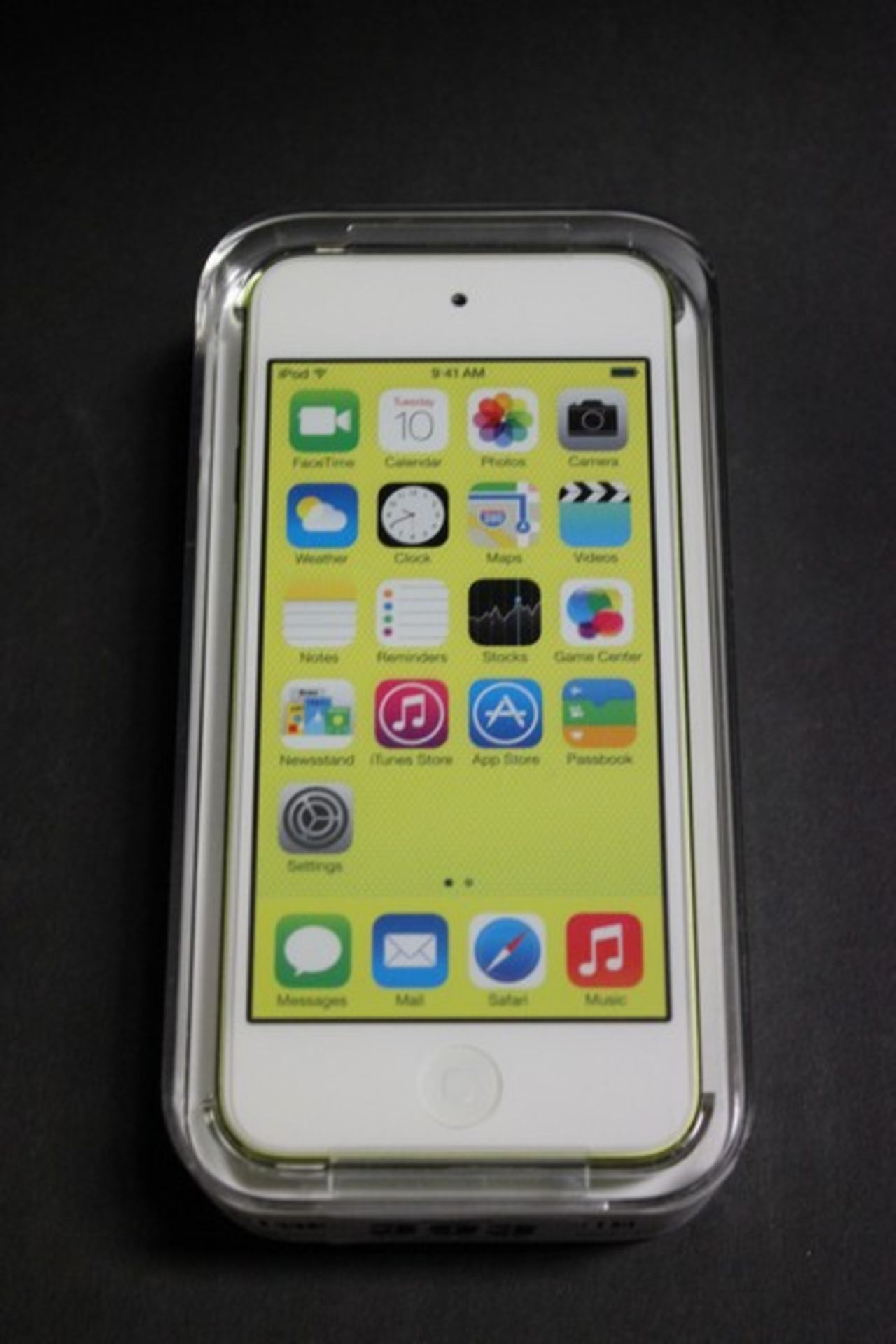 A yellow iPod Touch 32GB (Boxed as new).