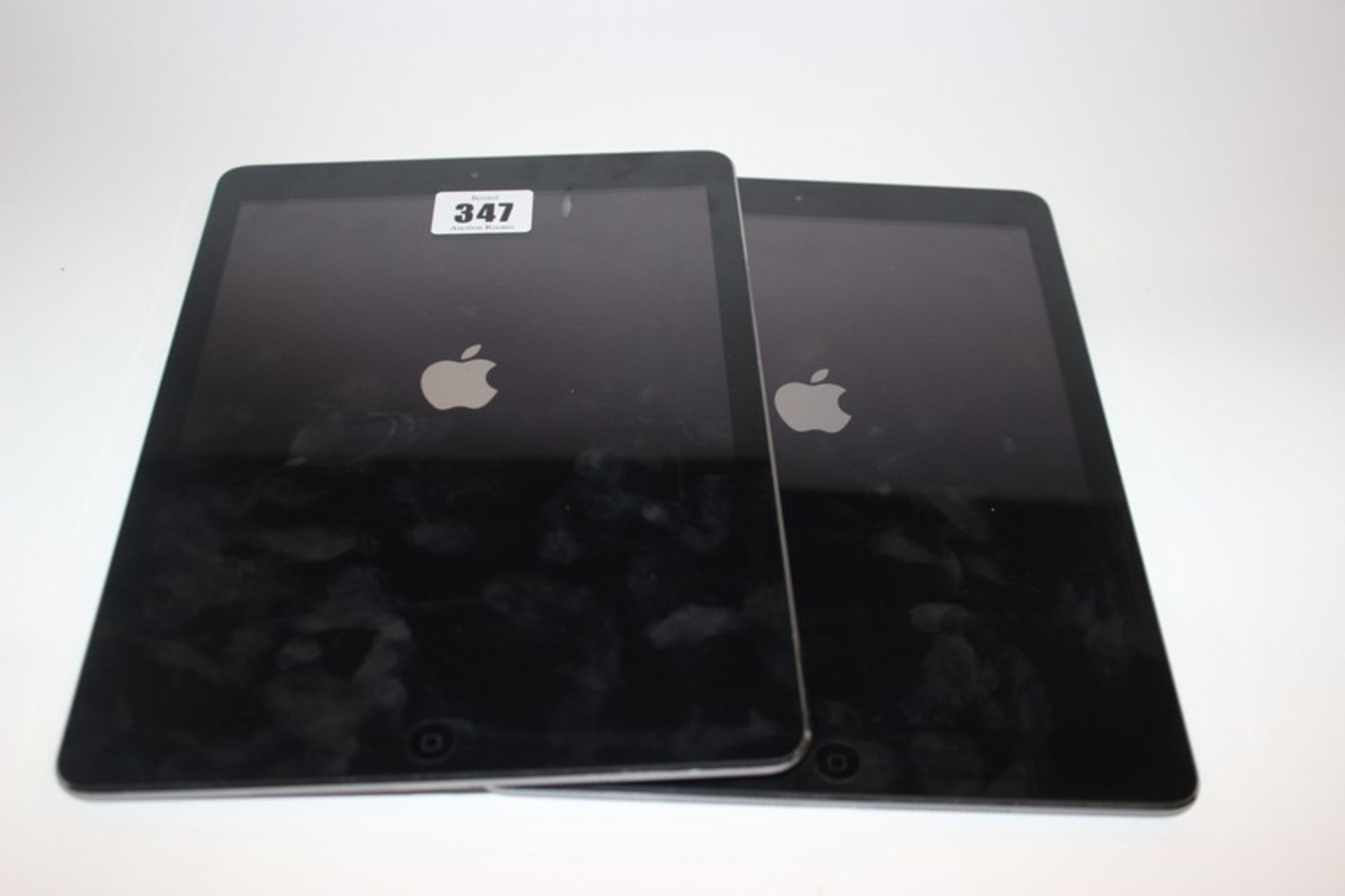 An iPad 32gb A1474 serial: DMPMQJTQFK11 and iPad 32gb A1474 serial: DMQLK2VEFK11 (Both activation