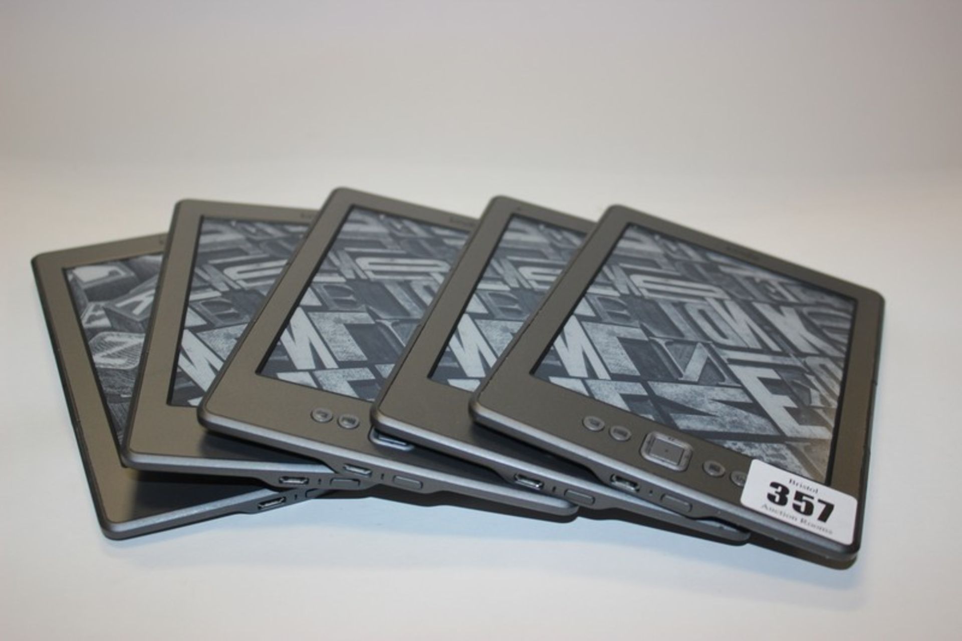 Five Kindle 4 No Touch Silver (2011) BOOE 1501 1444 0G5P / BOOE 1501 1396 3NRD / BOOE 1501 1445 4BLV