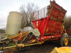 TIM trailed 2 row Sugar Beet Harvester (1989)
Model MATSA-K
Location: Spalding Lincolnshire