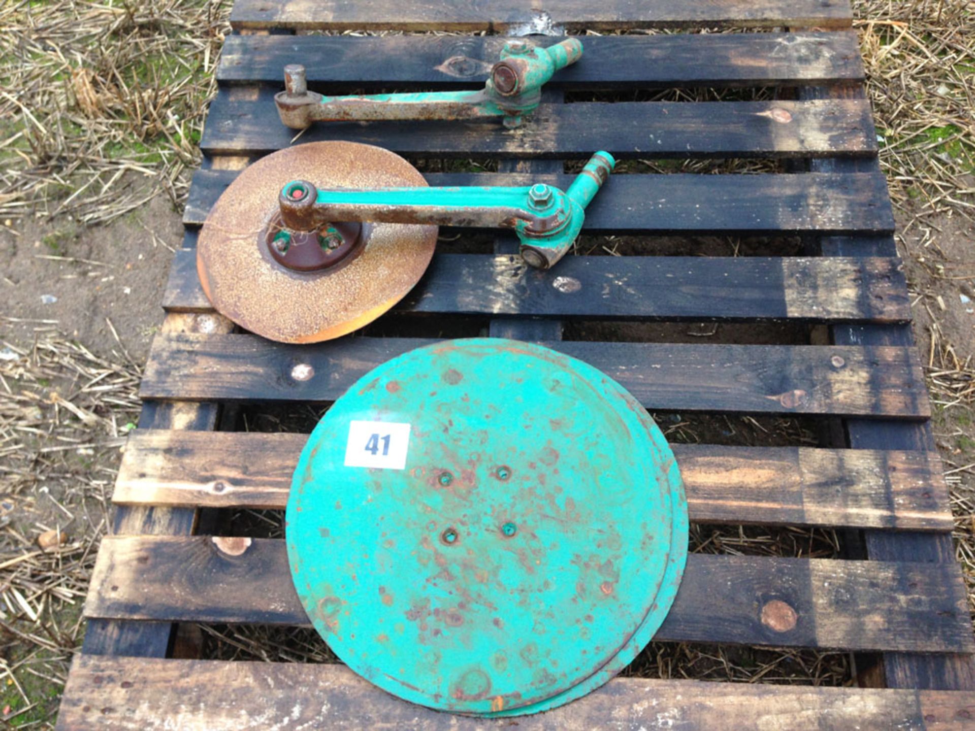 Quantity Kverneland discs and arms