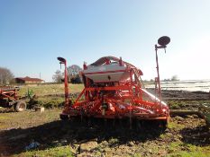 Kuhn Venta T1 Seed Drill 4M (1997) Large packer roller fitted. Location: Boston, Lincolnshire