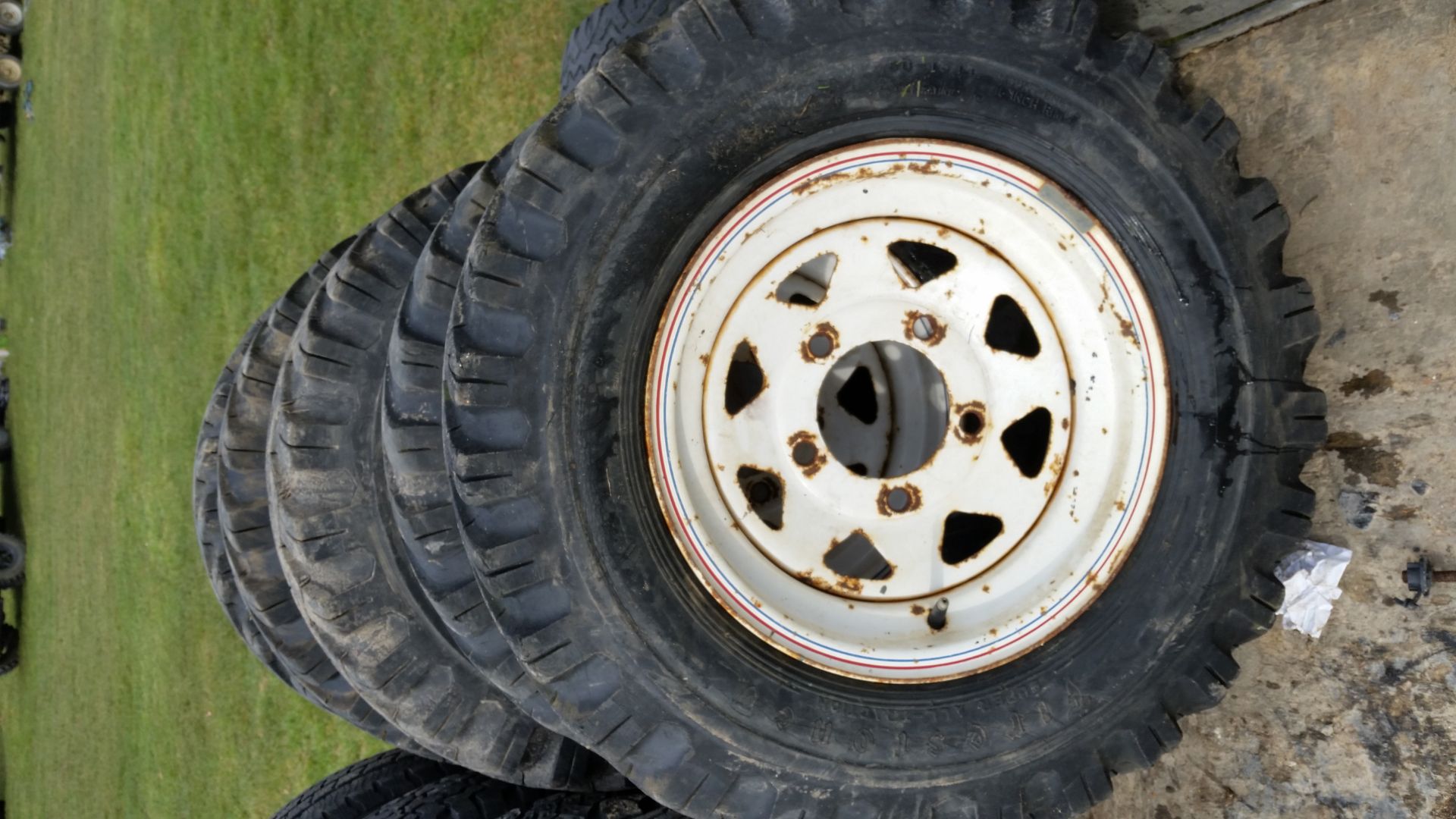 Landrover Wheels NO VAT Location: Great Missenden, Buckinghamshire