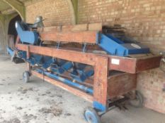 Bulb Grader RH4 Bulb/Onion Grader - Splits into five. Location: Spalding, Lincolnshire