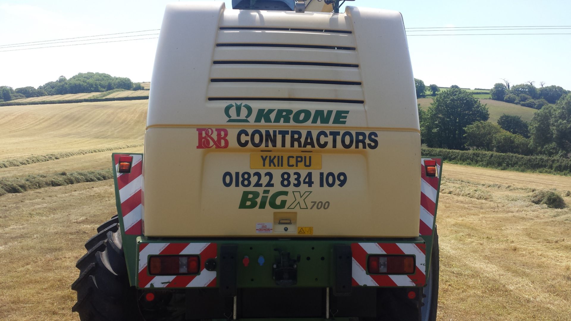 2011 Krone Big X 700 Forager. Very tidy machine with 70% blades. Location: Gunnislake, Cornwall. - Image 2 of 4