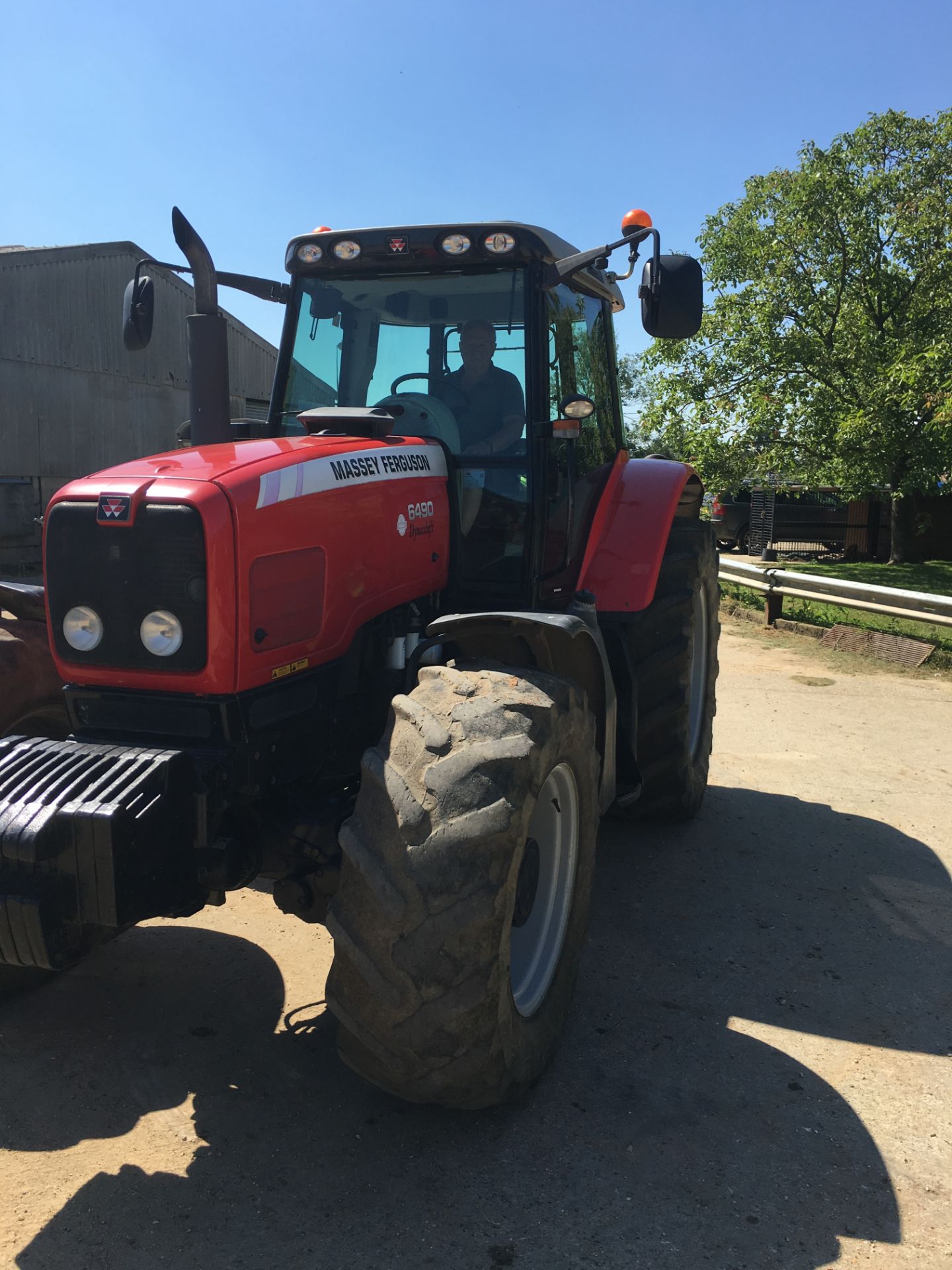 Massey Ferguson 6490 Dynashift Tractor (2004) Location Diss, Norfolk.