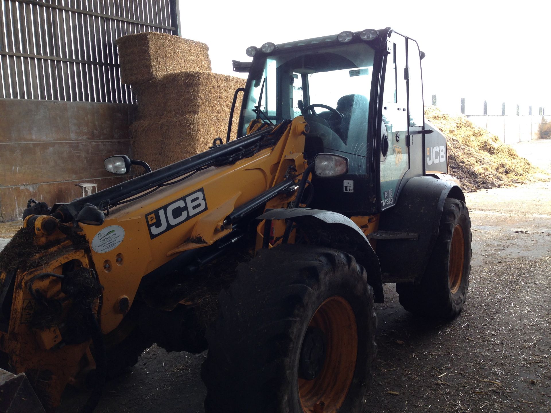 JCB TM320 Agri T4i iiiB, Articulated Loader, Auto Hitch, PUH, Location Diss, Norfolk. - Image 2 of 10