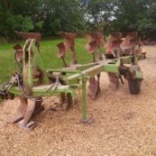 Dowdeswell DP7D2 Plough (1990) Serial Number 61434119 4+1 Furrow Plough.