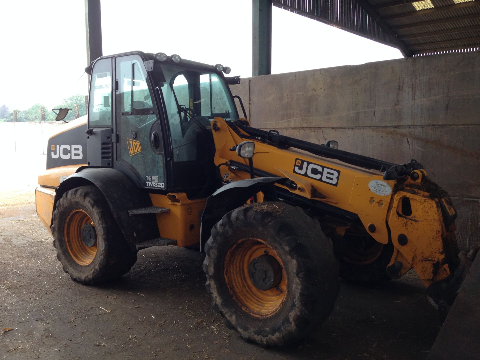 JCB TM320 Agri T4i iiiB, Articulated Loader, Auto Hitch, PUH, Location Diss, Norfolk. - Image 3 of 10