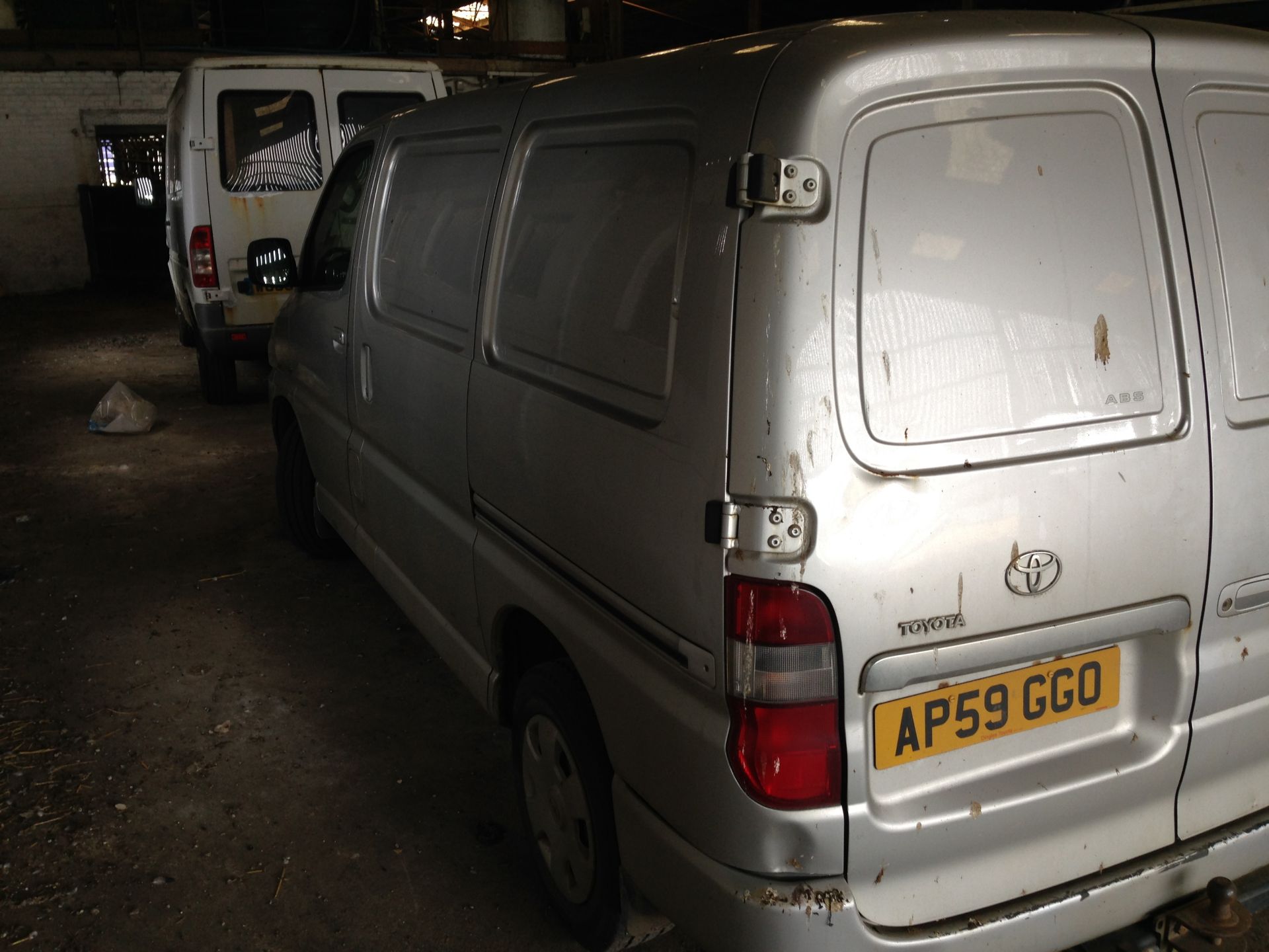 Toyota Hi Ace Van, 44,000 miles, Reg No: AP59 GGO, Diesel, MOT until 01/17. Location Diss, Norfolk. - Image 3 of 6