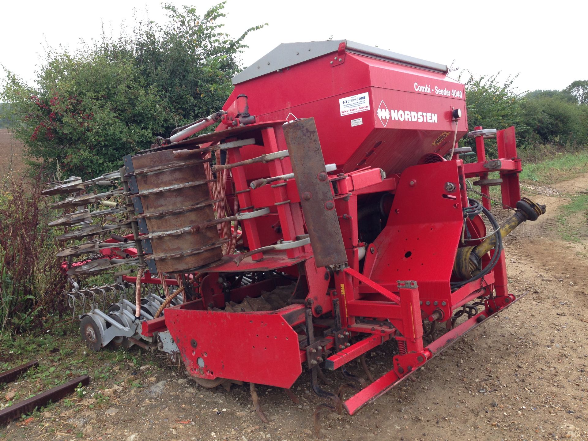 Kongskilde Nordsten Combi-Seeder 4040, 4M, (2005) Serial Number: 20200001 Location Norwich, Norfolk. - Image 3 of 5