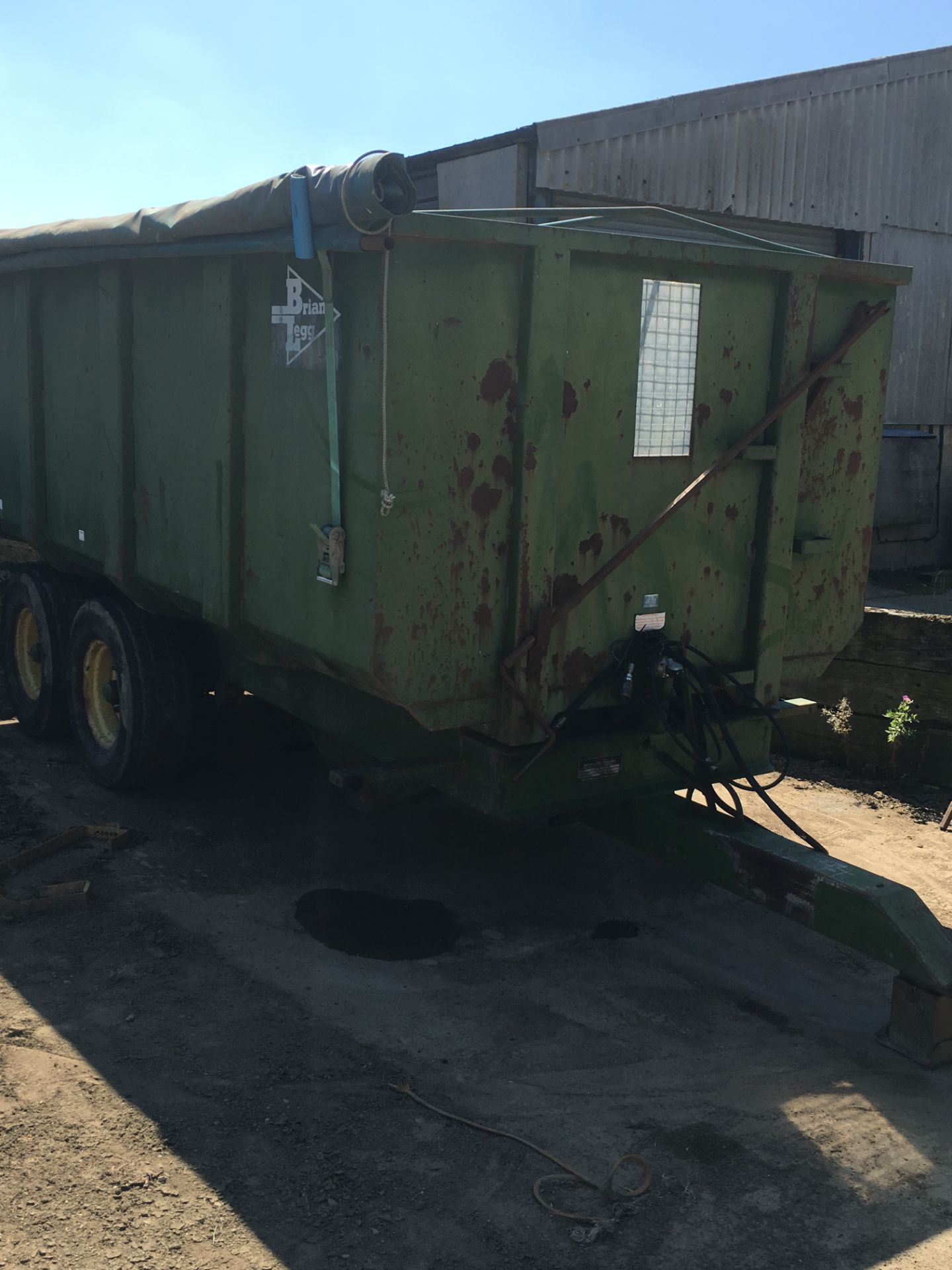 Brian Legg 10 tonne Tandem Axial Trailer. Gross weight max 13 tonne. 1985. Location Diss, Norfolk. - Image 3 of 4