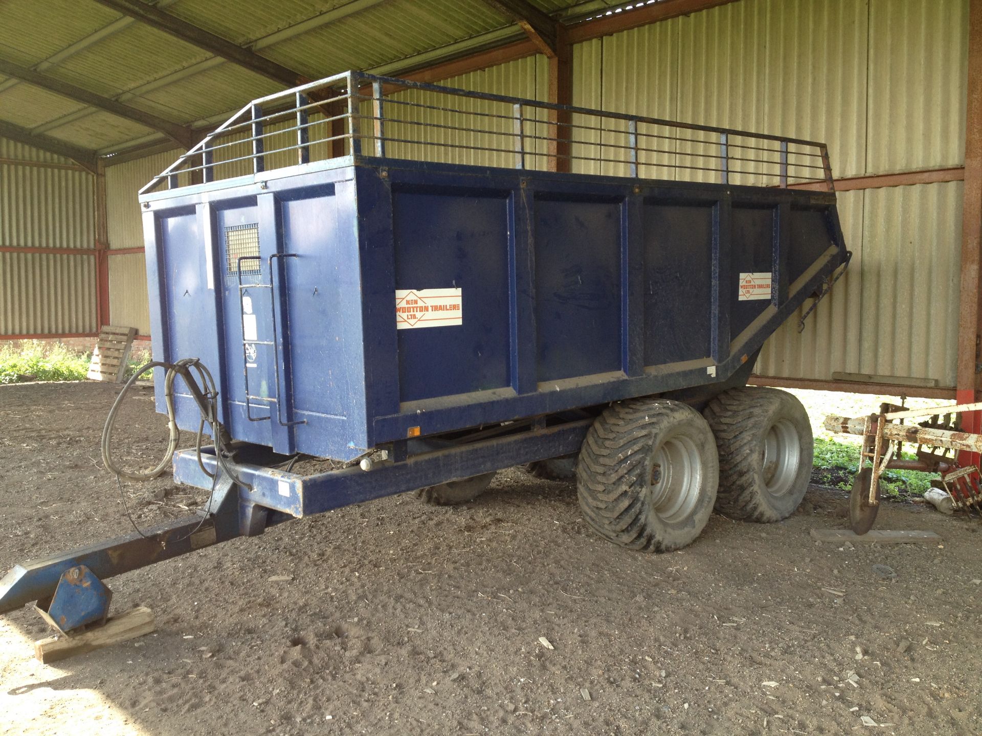 Ken Wooton 10t Dump Trailer with low ground pressure wheels and grain tailboard Location: Ely Cambs. - Image 2 of 2