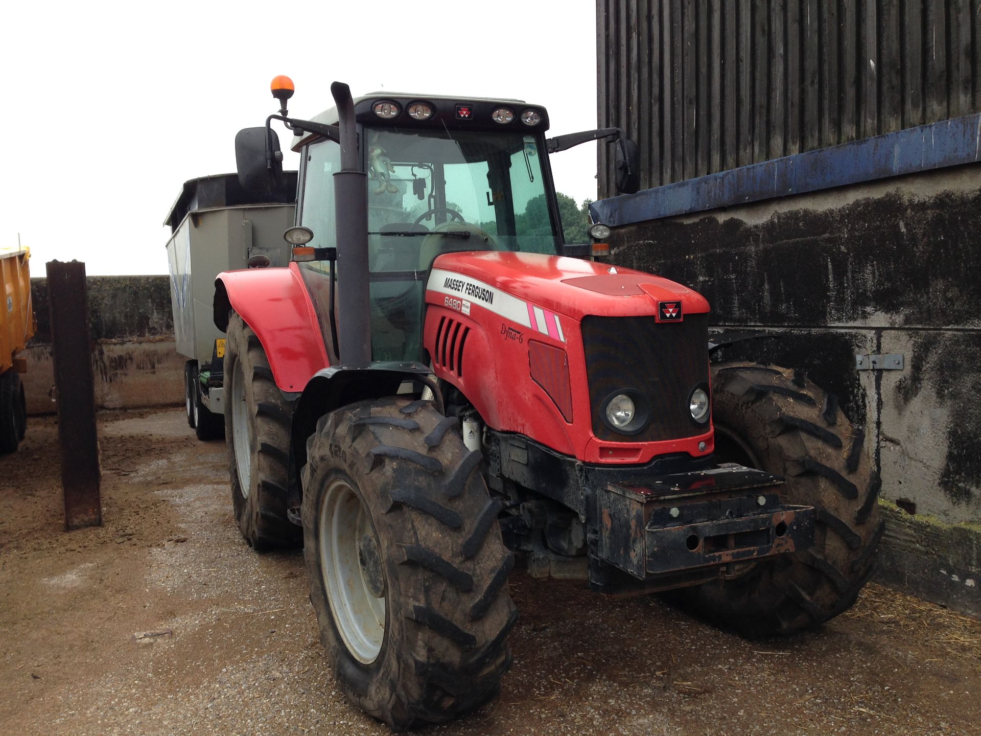 Massey Ferguson 6480 Dyna 6 Reg No: AU08 BGY, Serial No: T036021 8,900 hours Location Diss, Norfolk.