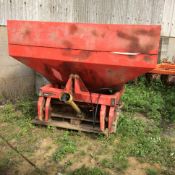 Kuhn 18m Fertiliser Spreader. 1.5 tonne capacity. Location Diss, Norfolk.