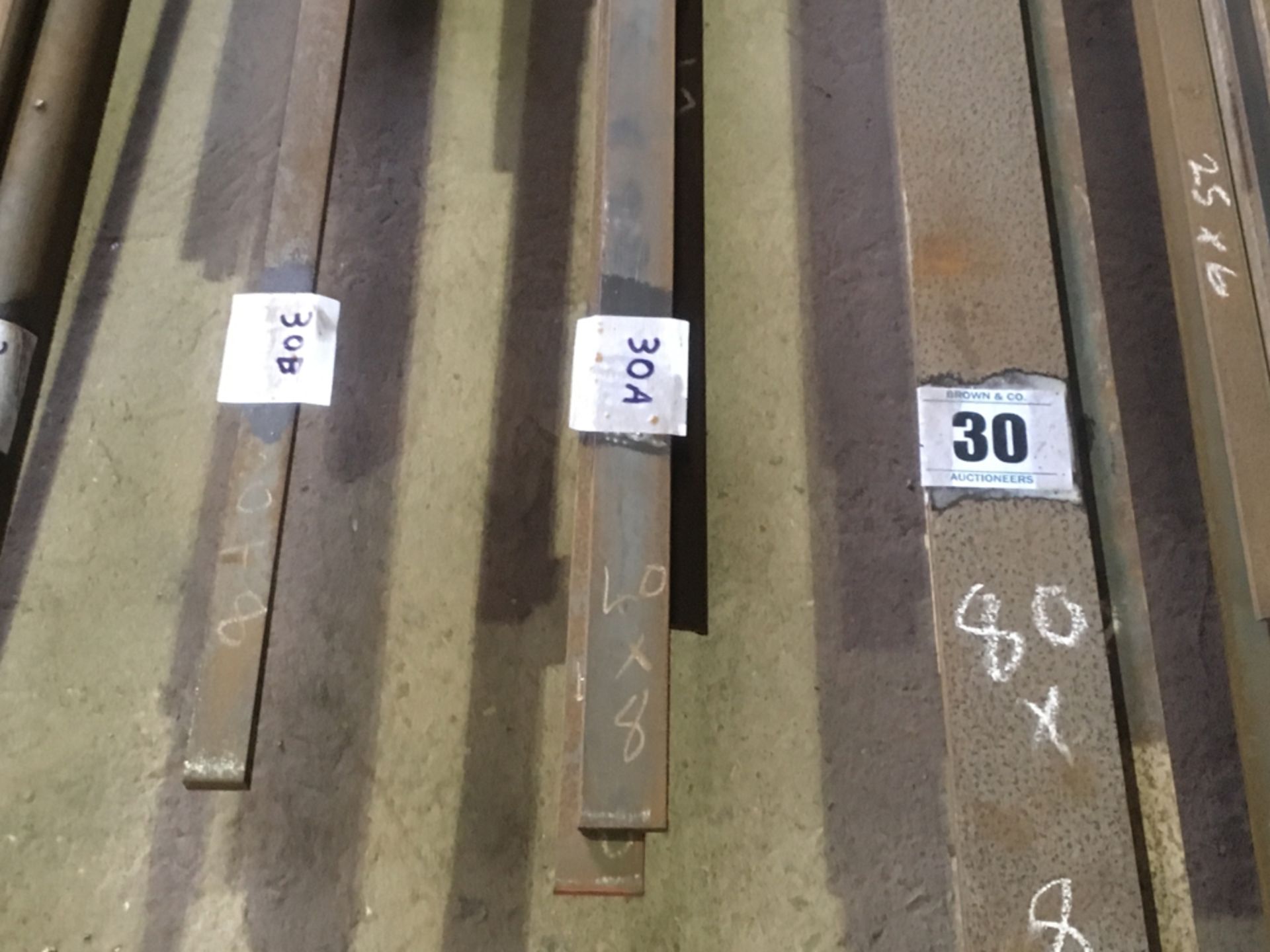 Quantity mixed metal for fabrication use